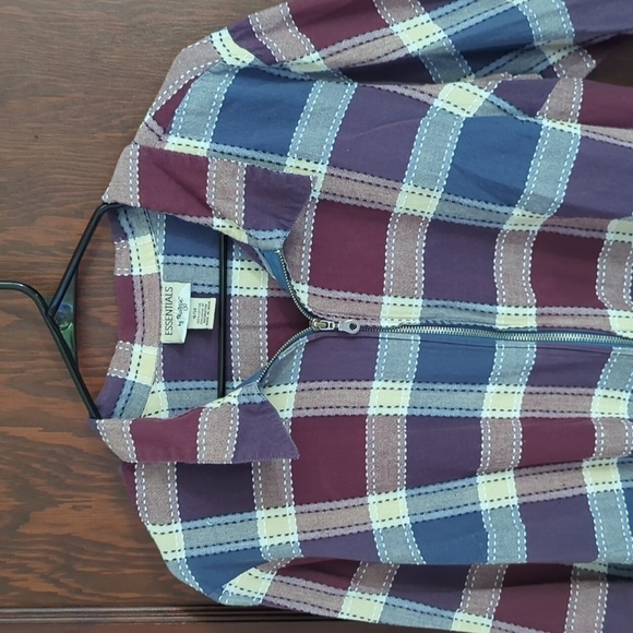 Essentials by Maggie Blue & Pink Plaid Zip Front Collar Shirt Size 18/20 - Picture 3 of 5